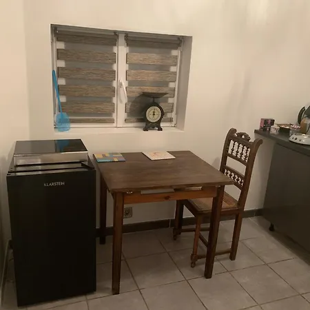 Aparthotel Chambre-studio En Rez-de-jardin Ytres